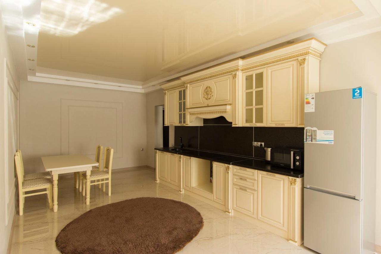 אלמטי Residential Complex Central 261 מראה חיצוני תמונה